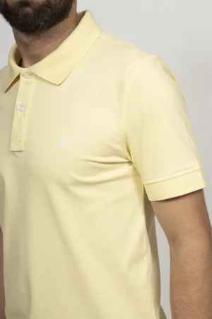 Polo Amarilla fondo Entero