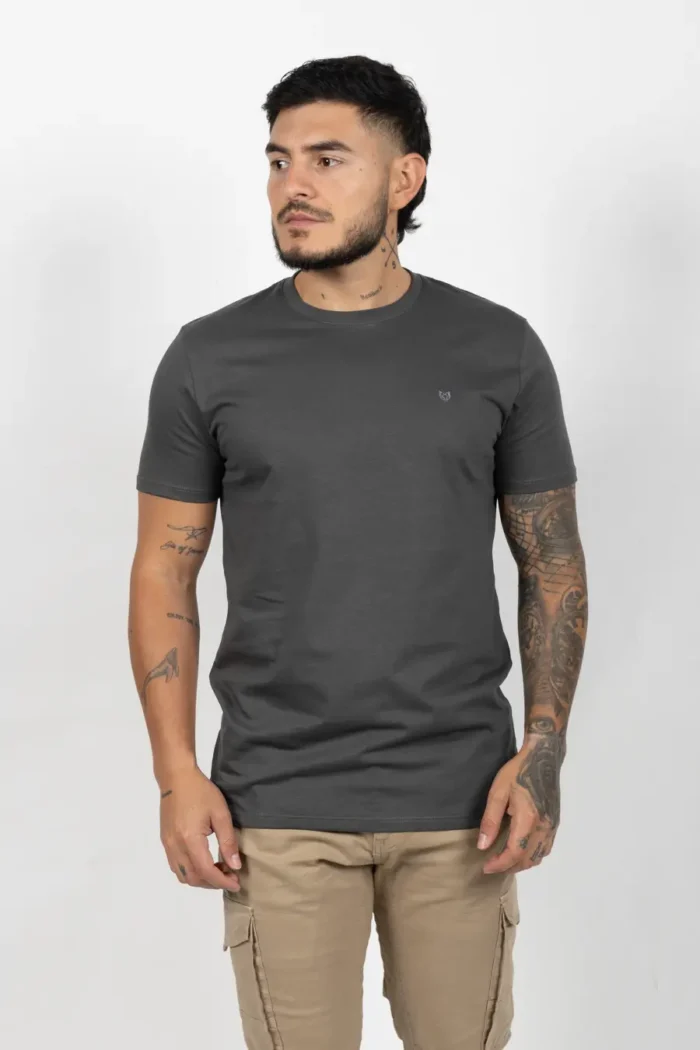 Camiseta Básica de Hombre, Slim Fit Cuello Redondo – 100% Algodón Premium. Gris Carbon