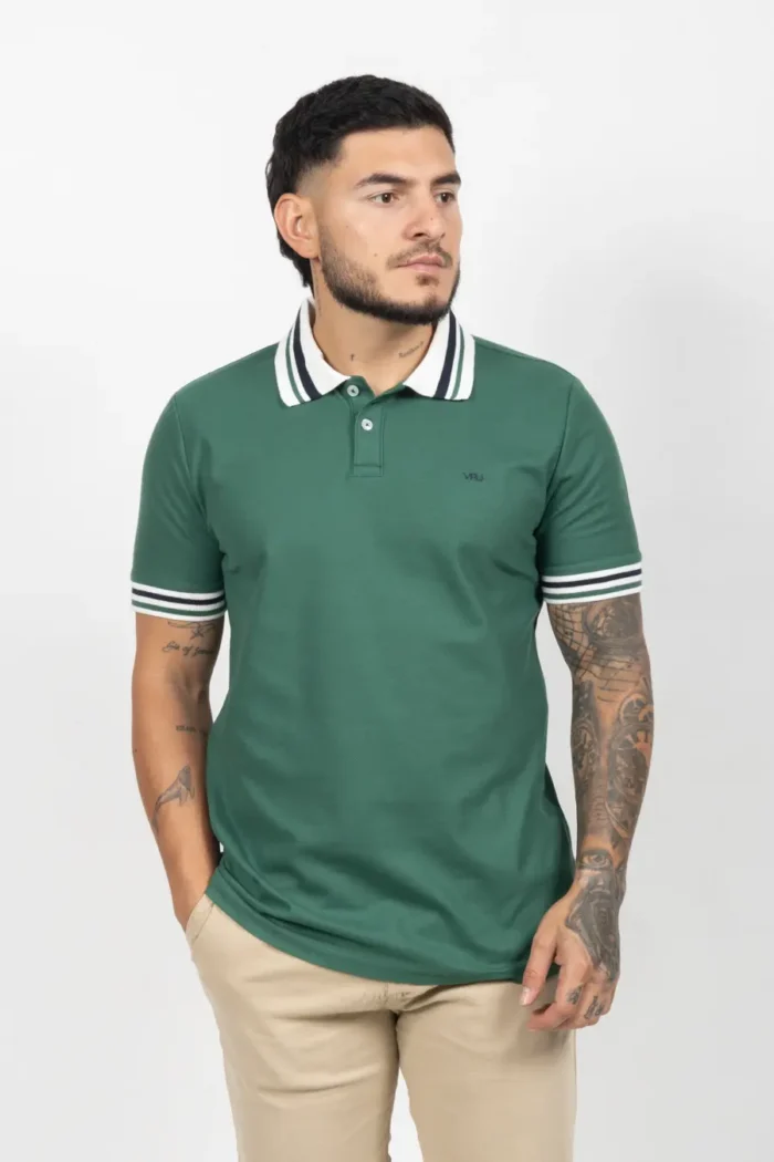 Camiseta Tipo Polo de Hombre, 65% poliéster 35% algodón. Verde Alga