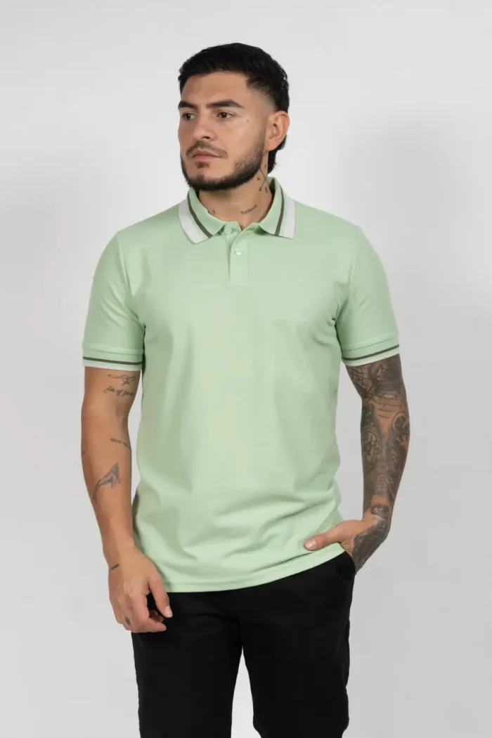 Camiseta Tipo Polo de Hombre, 65% poliéster 35% algodón. Verde Claro