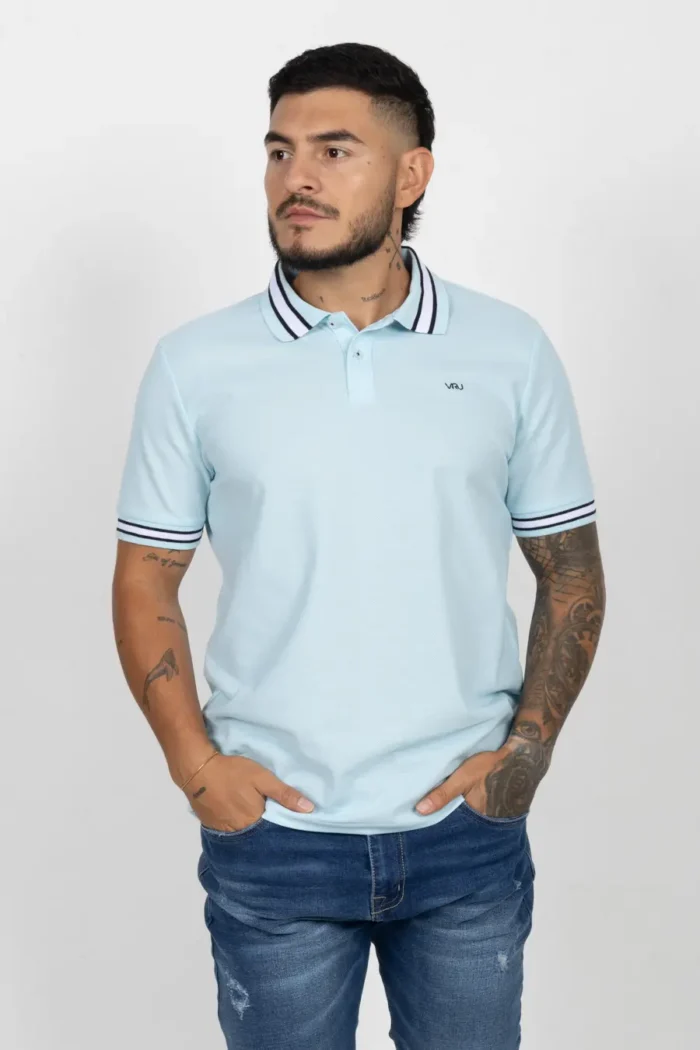 Camiseta Tipo Polo de Hombre, 65% poliéster 35% algodón. Azul Claro