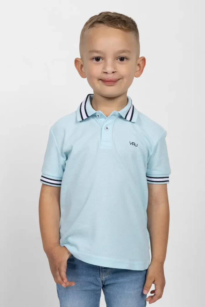 Camiseta Tipo Polo de Niño, 65% poliéster 35% algodón. Azul Claro