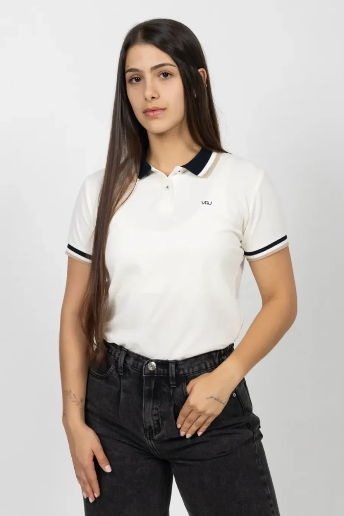 Camiseta Tipo Polo de Dama, 65% poliéster 35% algodón. Beige