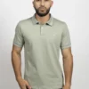 Camiseta de Hombre Tipo Polo, Classic Fit Manga Corta. Cuello Rayas. Verde Claro