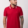 Camiseta Tipo Polo de Hombre, 65% poliéster 35% algodón. Rojo