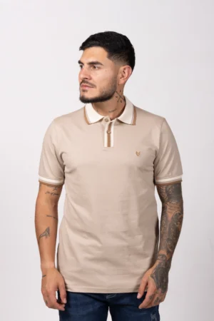 Camiseta de Hombre Tipo Polo, Classic Fit Manga Corta. Cuello Rayas con Perilla tejida. Arena
