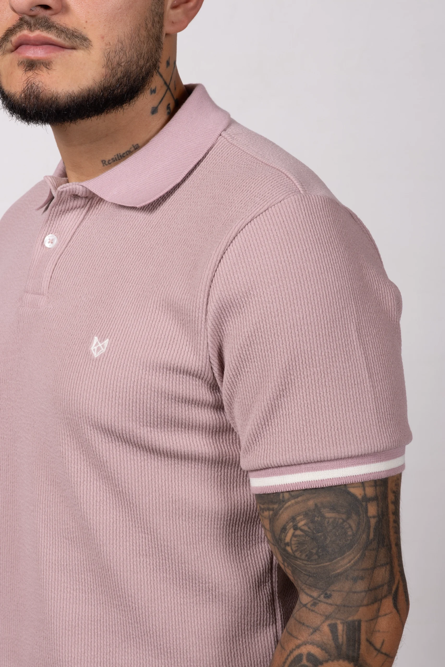 Polo regular fit tela con textura y fajón. Palo Rosa - Image 2