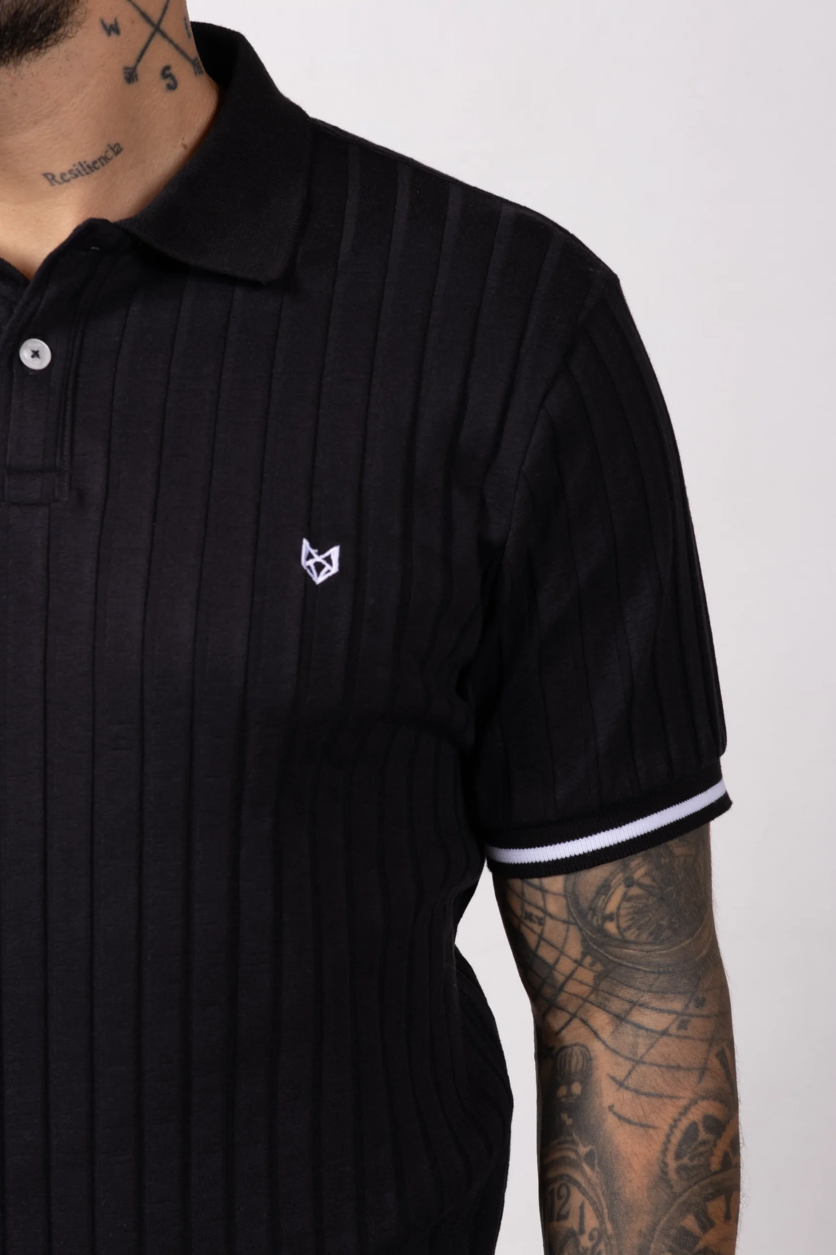 Polo regular fit tela con textura y fajón. Negro - Image 2